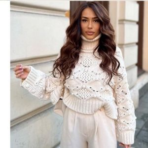 Zara * Cable Knit Sweater With Buttoned Cuffs
